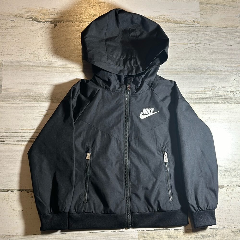 Nike Boy's Windrunner Jacket Black 2T